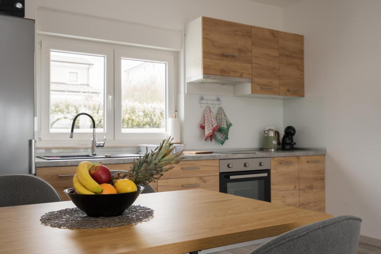 Apartmani Villa Ruby Linardići 外观 照片