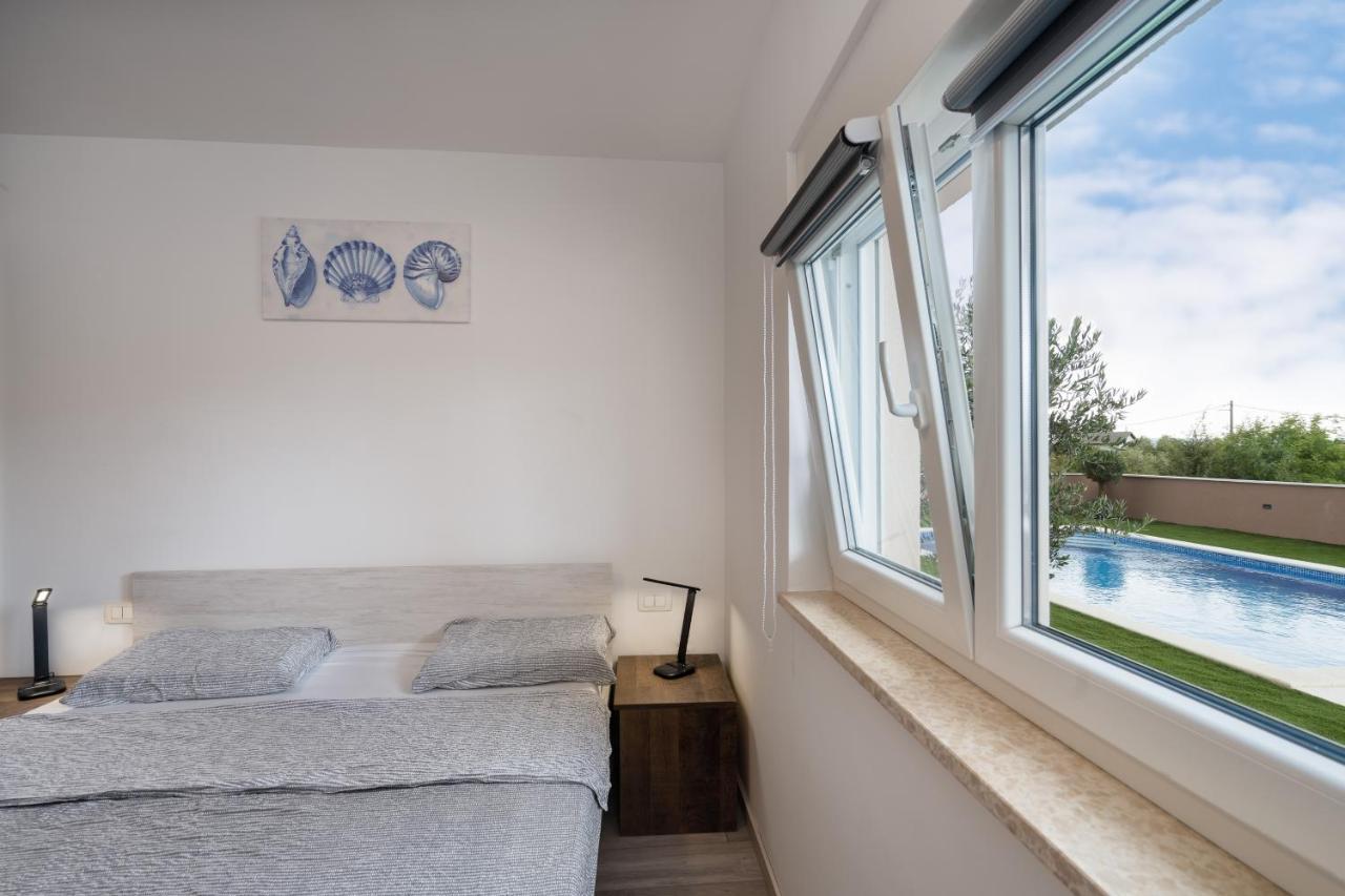 Apartmani Villa Ruby Linardići 外观 照片