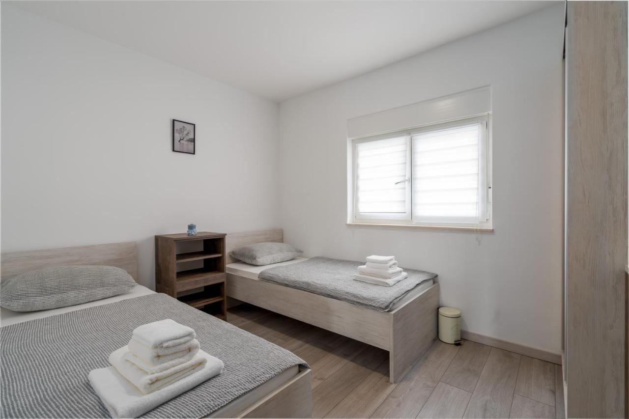 Apartmani Villa Ruby Linardići 外观 照片